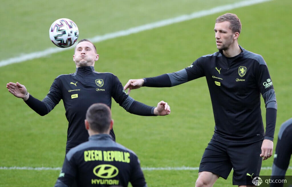 必须在防守 必须在防守